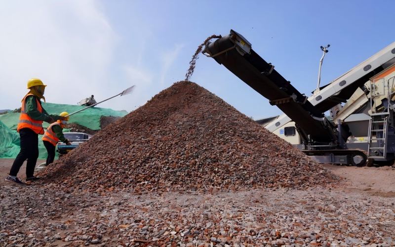 material loading unloading